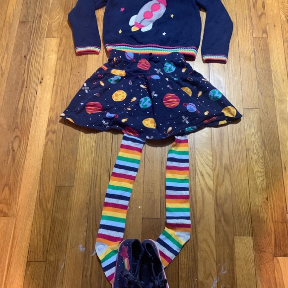 3 piece Gymboree Space skirt and sweater - Picture 1 of 3